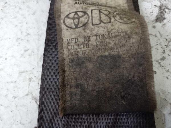 CEINTURE AVANT GAUCHE TOYOTA STARLET P9 04/1996-1999 - Vue 2